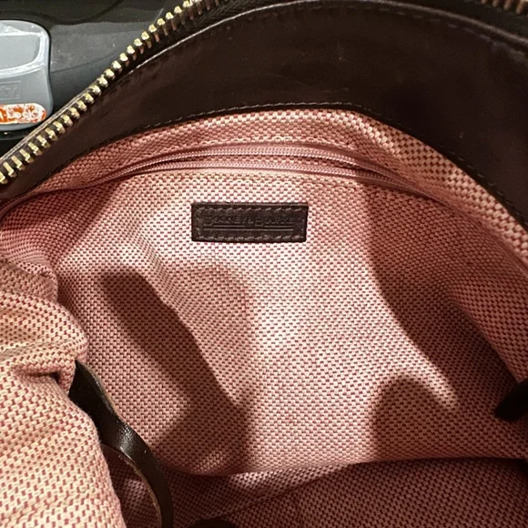 Dooney & Bourke Giraffe Print Shoulder Bag EUC no callouts - Picture 16 of 16